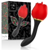 Mia Praga con su caja: rosa roja y mango negro