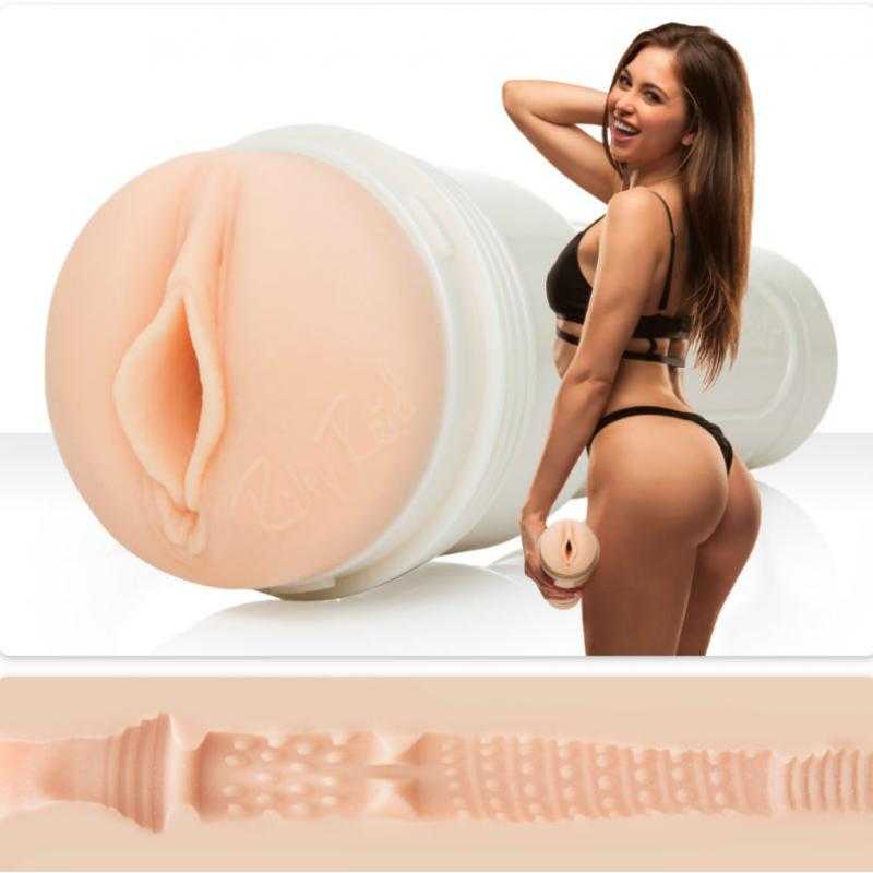 Fleshlight girls vagina riley reid utopia Fleshlight girls vagina riley reid utopia