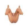 Back Door Babe Love Doll inflada, vista desde abajo con las piernas abiertas