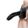 Hombre con el Extreme Hollow Strap-On negro puesto
