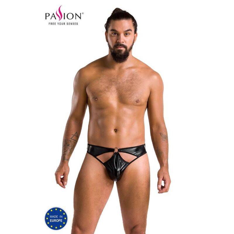Tanga Paul Passion 033 negro con anilla, modelo de frente