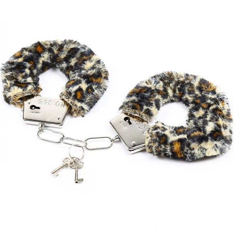 Ohmama fetish esposas metal con pelitos tigre Ohmama fetish esposas metal con pelitos tigre