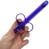 Admiral Lube Tube sujeto con una mano