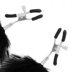 Darkness - pinzas para pezones con pompones 2 Darkness - pinzas para pezones con pompones 2