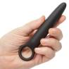 Boundless Dilator Trio, dilatador negro en la mano