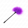Plumero Kink morado con mango negro, de pie en diagonal