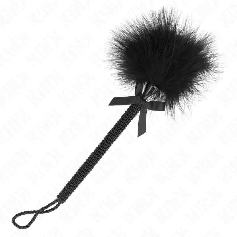 Kink - masajeador de cuerda de nailon con plumas para cosquillas y lazo negro 25 cm Kink - masajeador de cuerda de nailon con plumas para cosquillas y lazo negro 25 cm