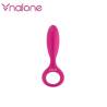 Nalone Tango, anillo vibrador con brazo rosa fucsia en vertical