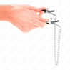 Pinzas Kink con cadena fina sostenidas con la mano, cadena colgando