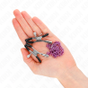 Pinzas Kink con cadena violeta sobre la palma de una mano