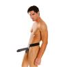 Hombre con el arnés Big Daddy de Fetish Fantasy puesto