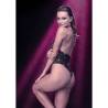 Body CalExotics Radiance con escote en V y pedrería, modelo de lado