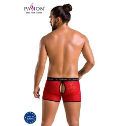 Short Parker Passion 046 rojo con abertura, modelo de espaldas