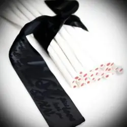 Bijoux - les petits bonbons esposas de seda sensual