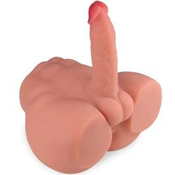 Xise Frederico con el pene hacia arriba