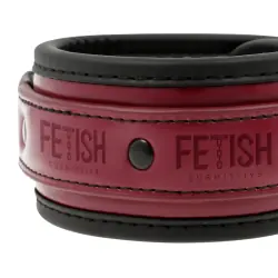 Fetish submissive dark room - esposas cuero vegano con forro de neopreno