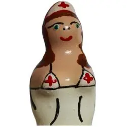 Condomerie - preservativo decorativo pintado a mano enfermera morena