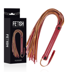 Fetish submissive dark room - látigo cuero vegano