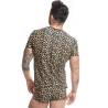 Camiseta Anais Men Mercury con estampado de leopardo: vista posterior en modelo