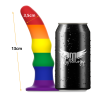 Mythology Kuno Pride S junto a una lata para comparar tamaño, 13 cm