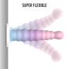 Dildo Mythology Arian Nayade doblándose, para enseñar lo flexible que es
