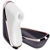 Satisfyer Pro Traveler fuera de su tapa magnética