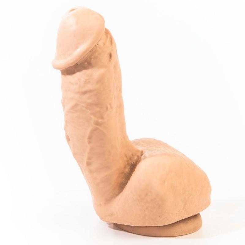 Pink room elian dildo realistico natural 17.5 cm Pink room elian dildo realistico natural 17.5 cm
