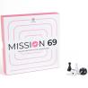 Caja de Secret Play Mission 69 junto a los dados y peones