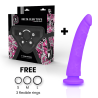 Caja del arnés Delta Club junto al dildo de 17 cm lila