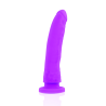 El dildo de 17 cm lila del pack Delta Club visto en ángulo