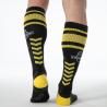 Calcetines Locker Gear negros y amarillos, vista posterior