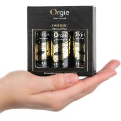 Set Orgie Tantric Mini Size Collection sostenido sobre la mano